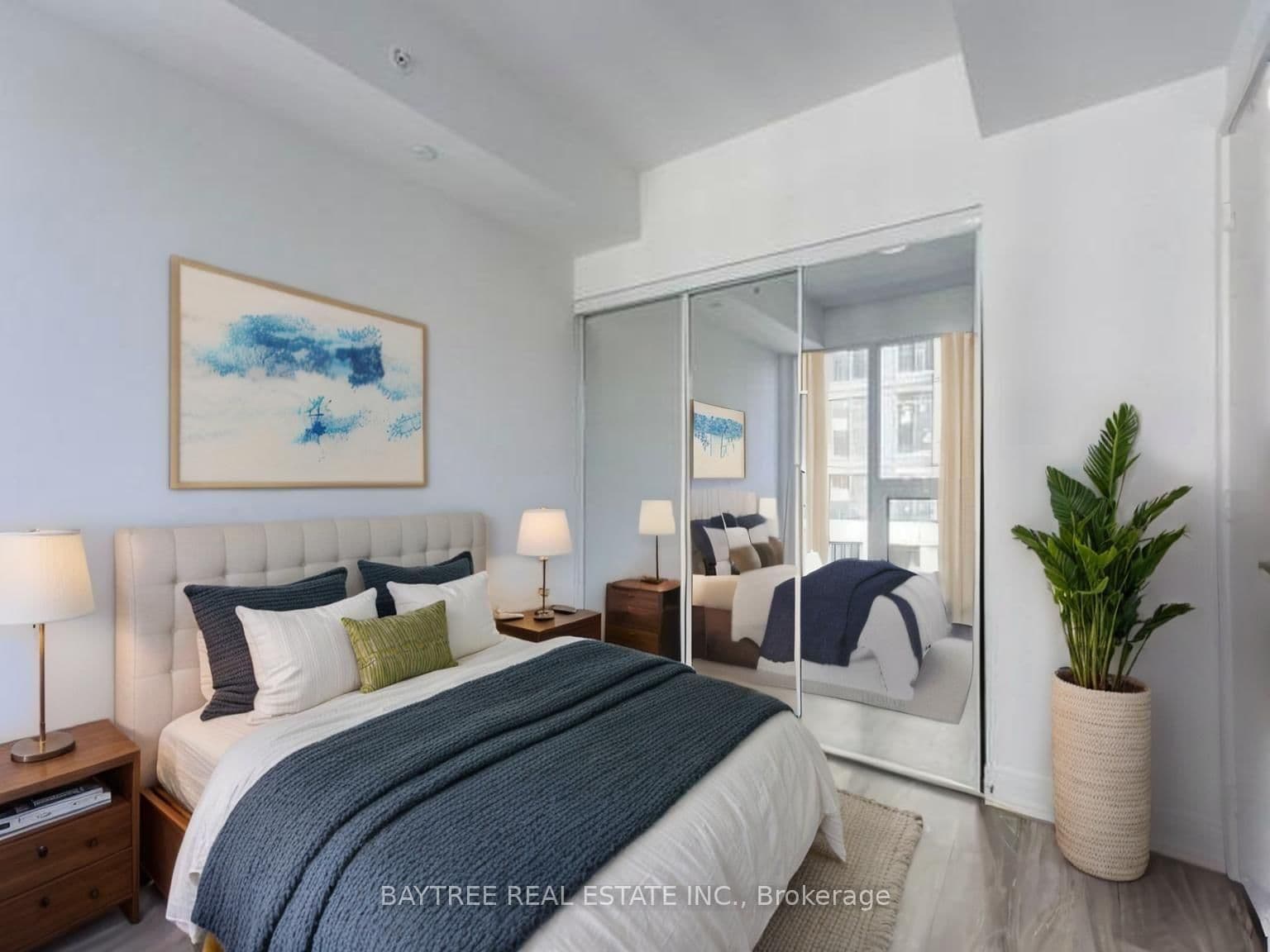5612 - 181 Dundas Street, Toronto, ON