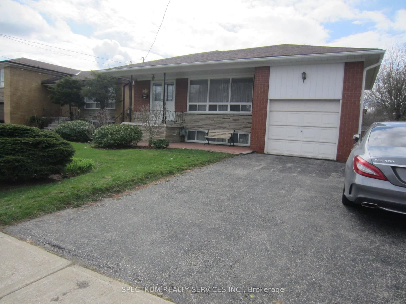 409 Patricia Avenue, Toronto, ON — photo 2