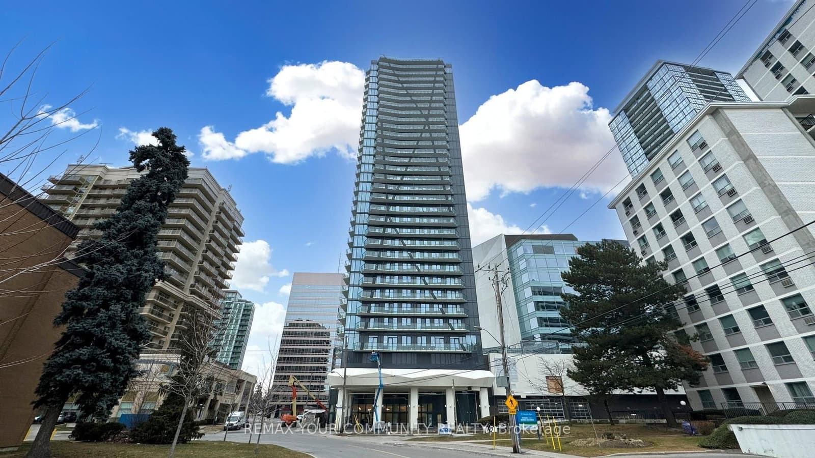 1403 - 15 Ellerslie Avenue, Toronto, ON — photo 2