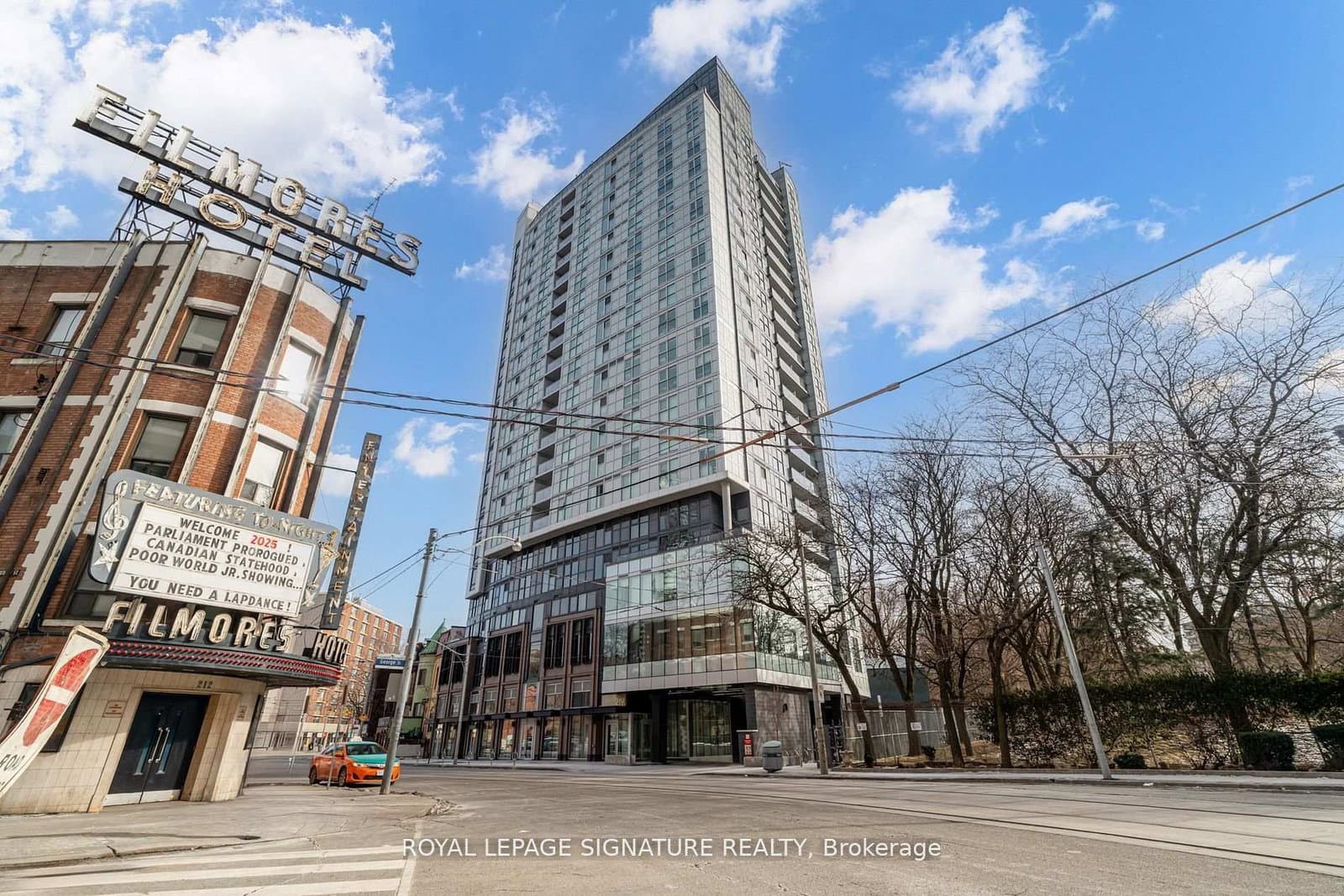 810 - 219 Dundas Street, Toronto, ON