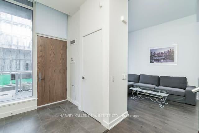 TH12 - 121 McMahon Drive, Toronto, ON — photo 2