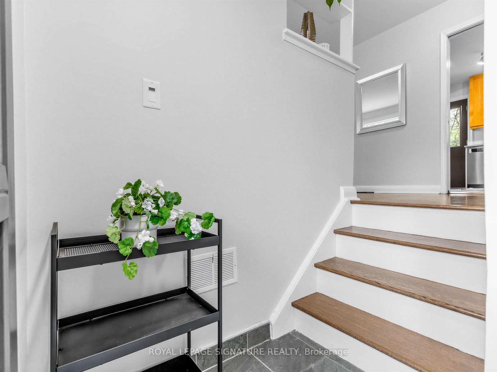 23 Ballymena Court, Toronto, ON — photo 3