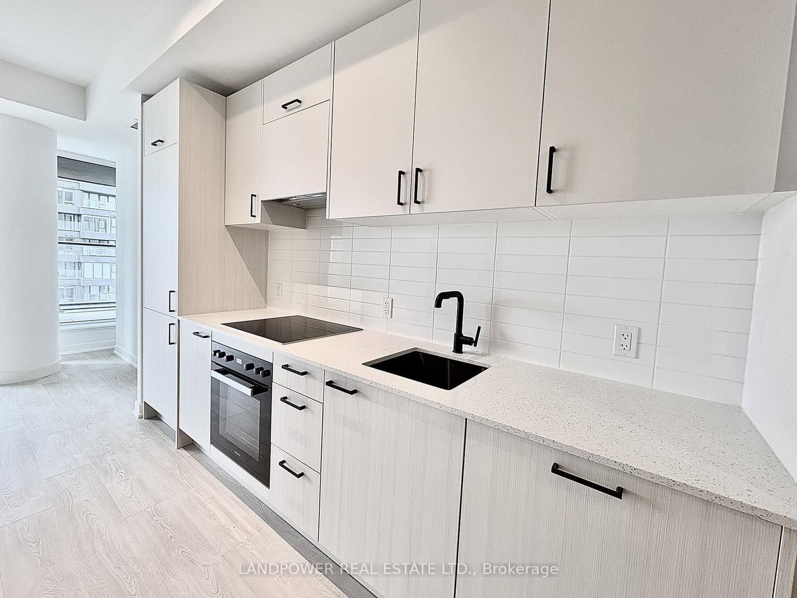 2101 - 5 Quarrington Lane, Toronto, ON — photo 2
