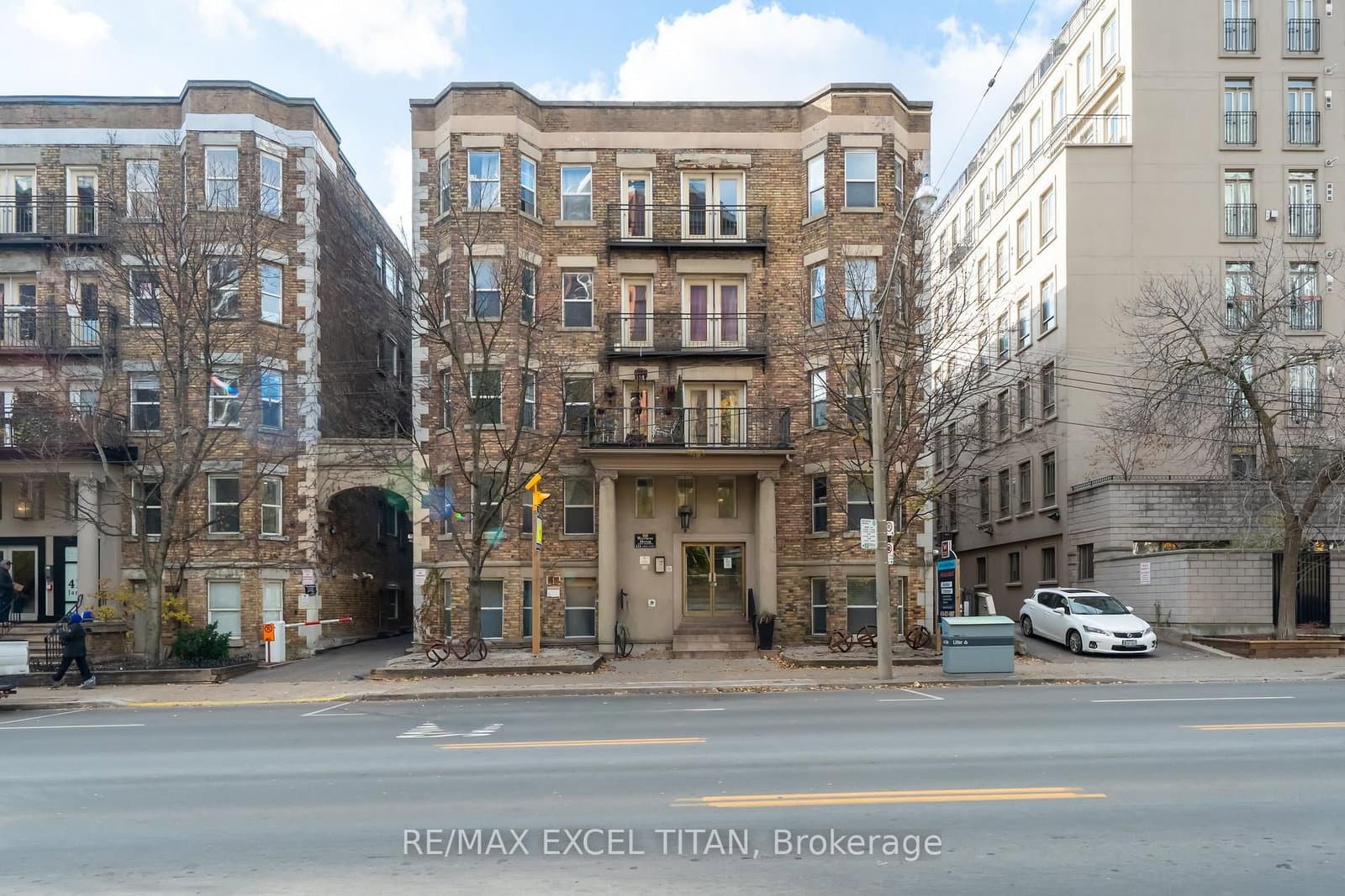 G4 - 414 Jarvis Street, Toronto, ON