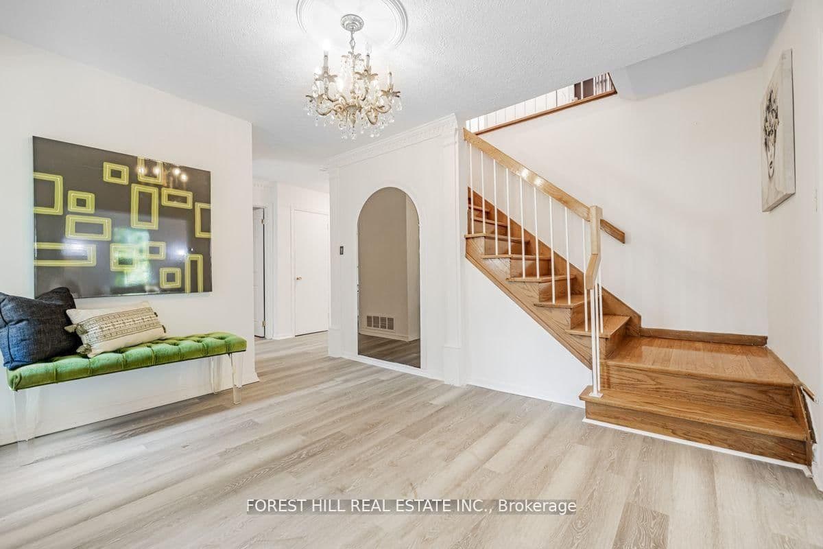 2977 Bayview Avenue, Toronto, ON — photo 2