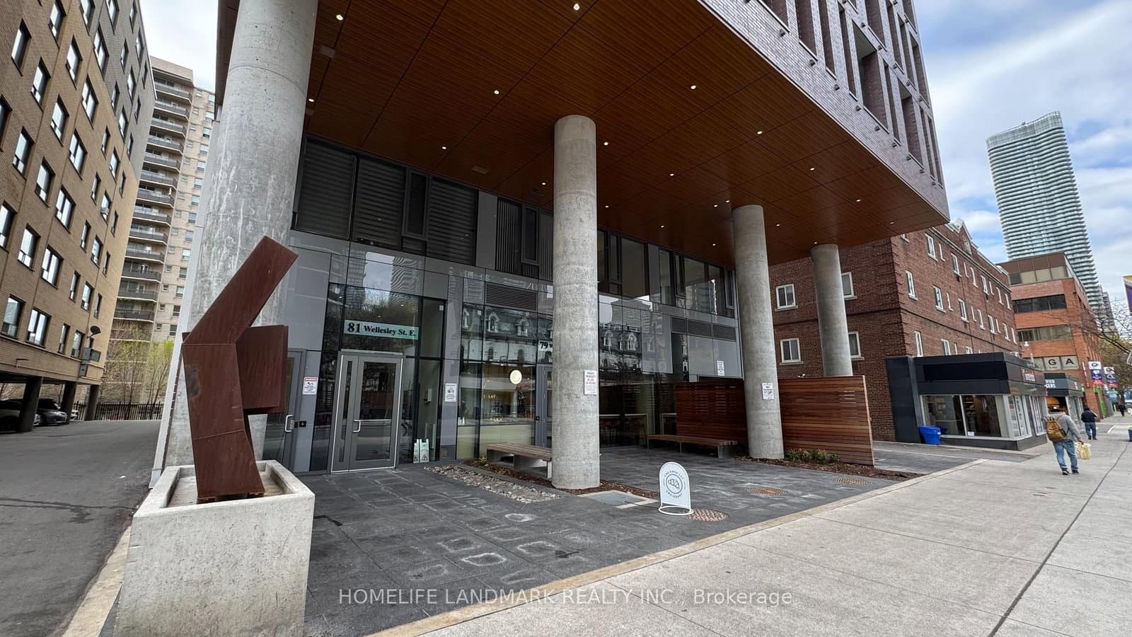 308 - 81 Wellesley Street, Toronto, ON — photo 2
