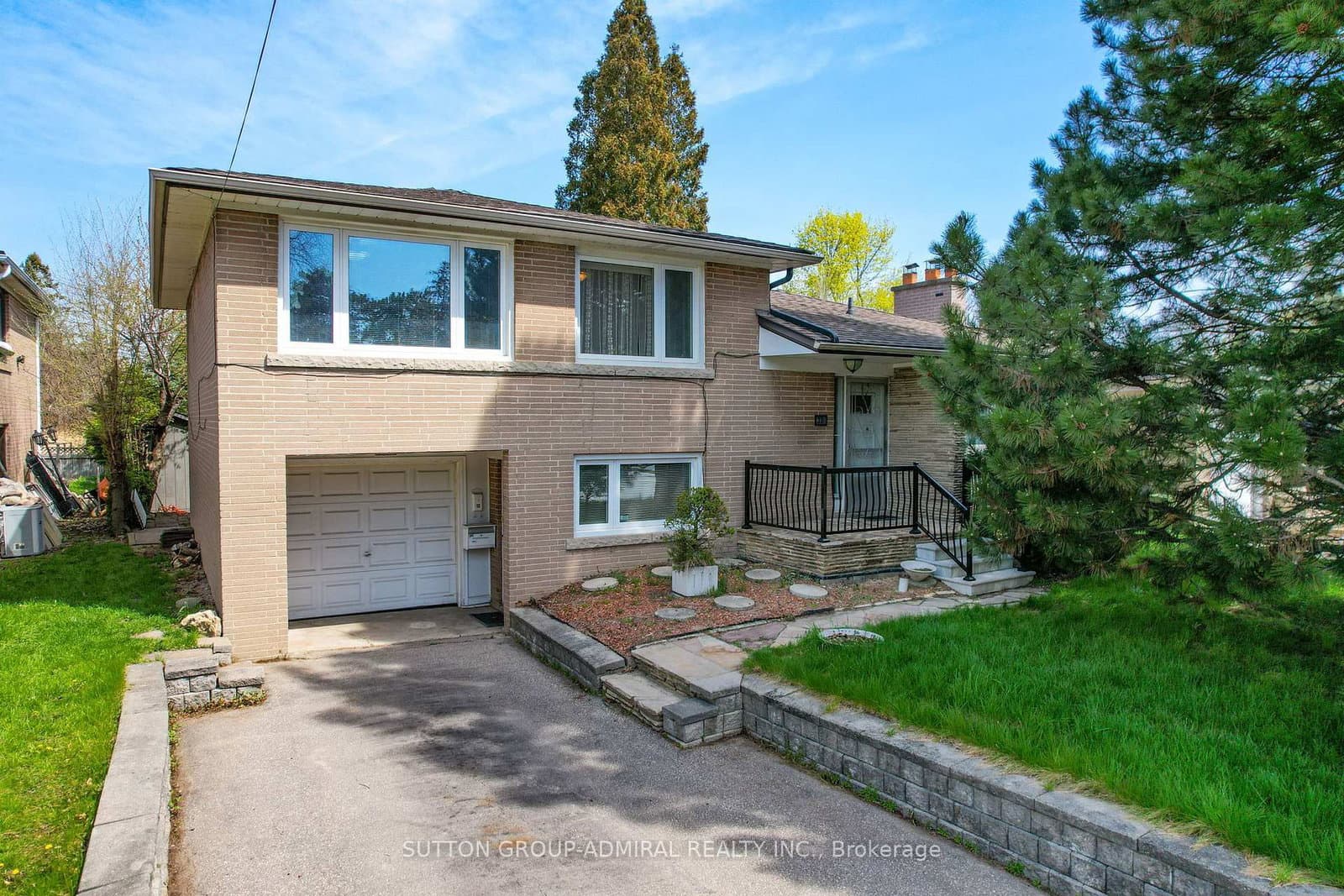 30 Foxwarren Drive, Toronto, ON