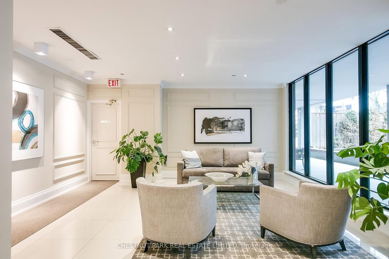 405 - 70 Montclair Avenue, Toronto, ON — photo 2