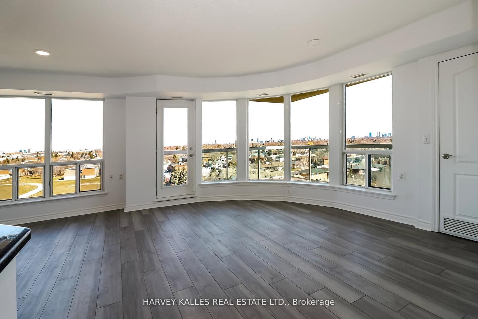 803 - 1030 Sheppard Avenue, Toronto, ON — photo 3