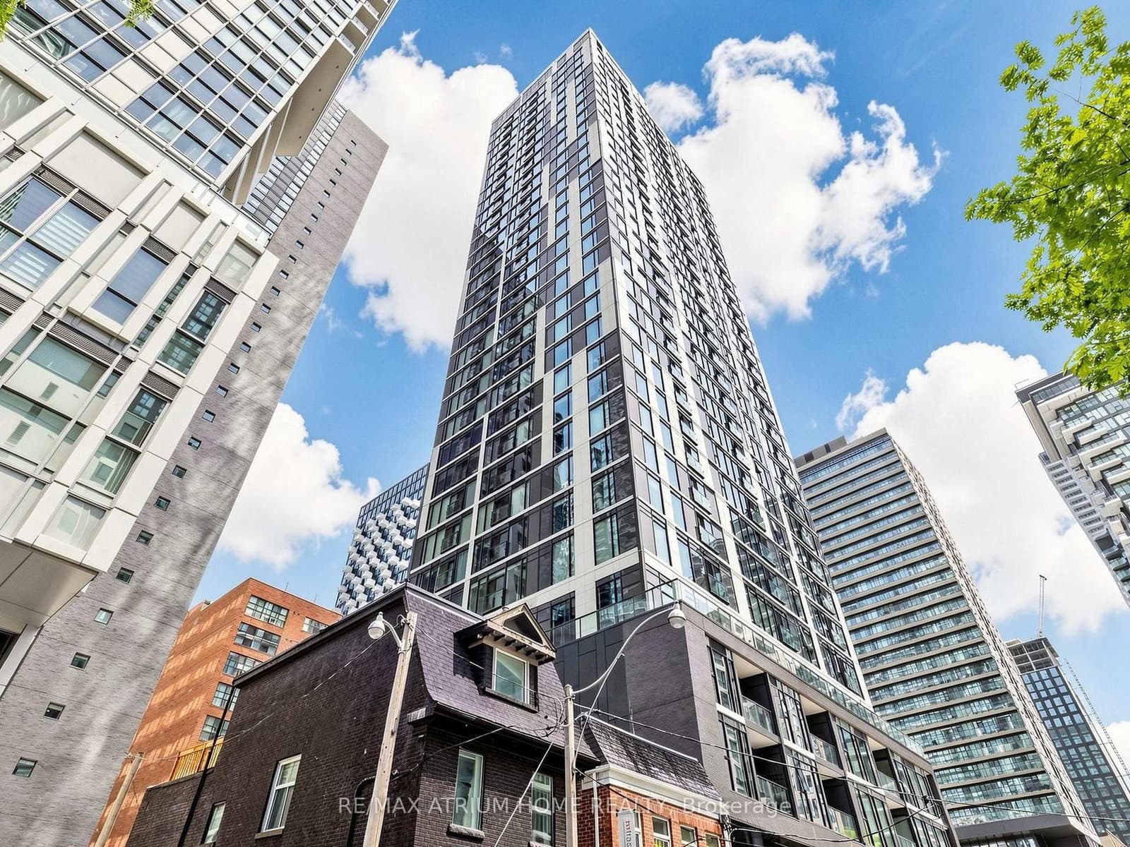 65 Mutual Street, Toronto, ON