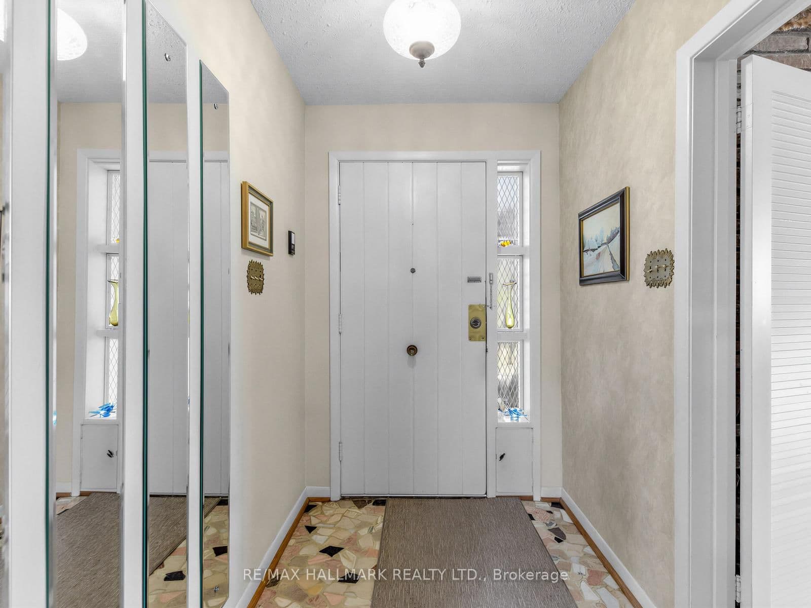 11 Sutcliffe Drive, Toronto, ON — photo 3