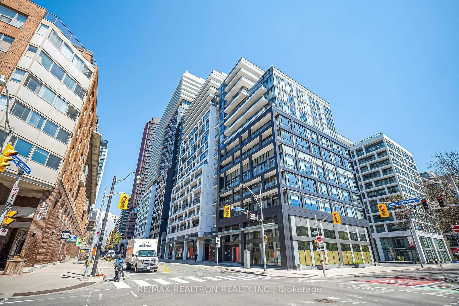 1742 - 121 Lower Sherbourne Street, Toronto, ON