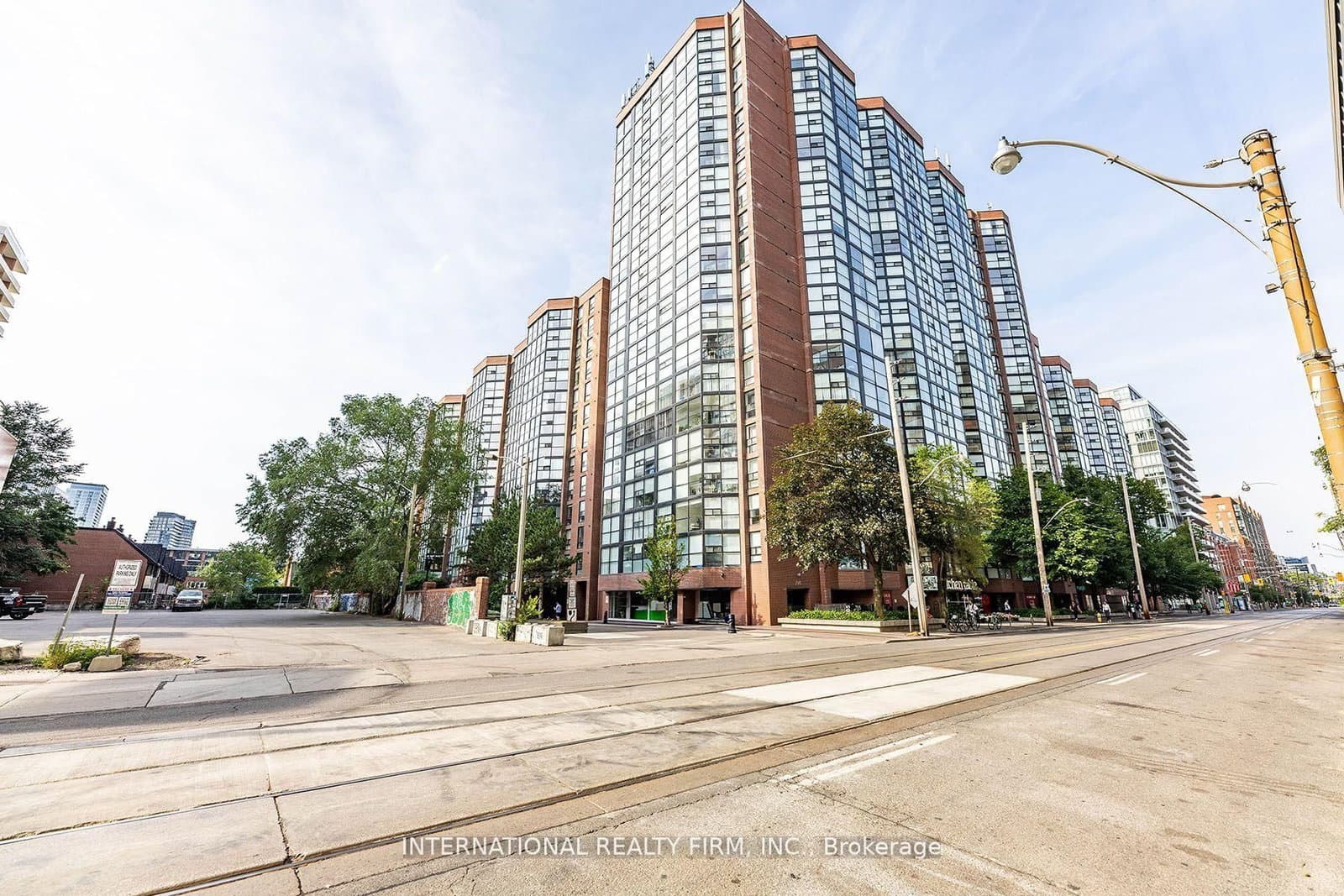 215 - 705 KING STR. 215 Street, Toronto, ON