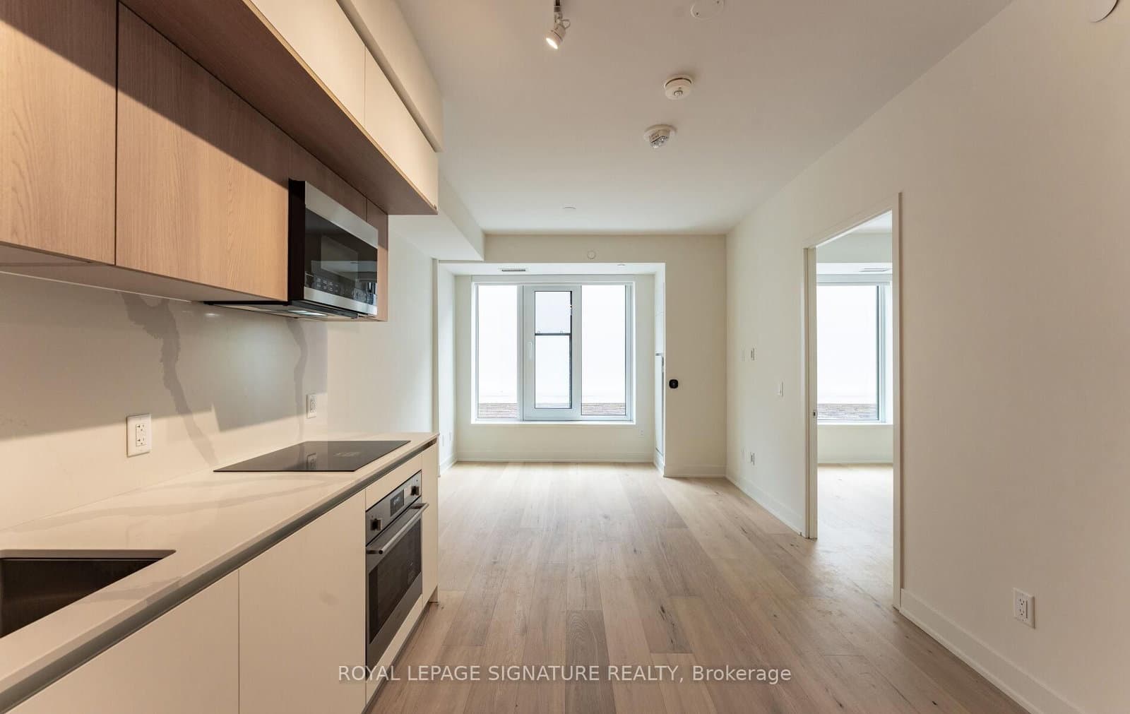 210 - 322 Dupont Street, Toronto, ON — photo 2