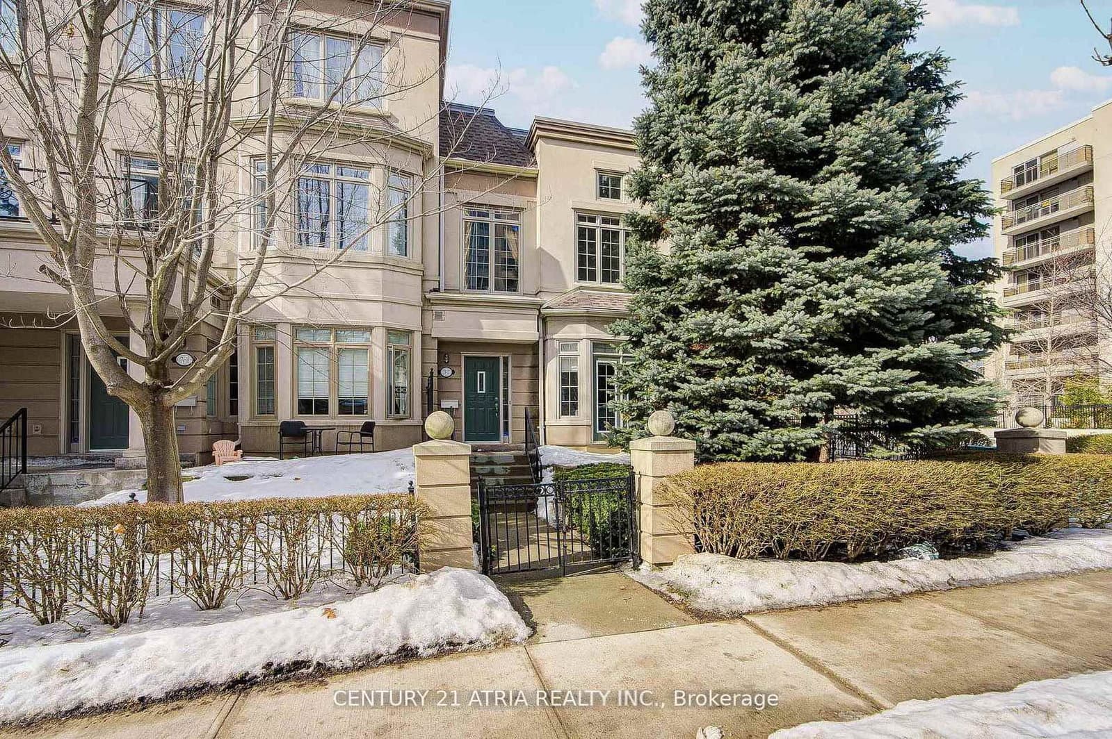 Th117 - 17 Barberry Place, Toronto, ON