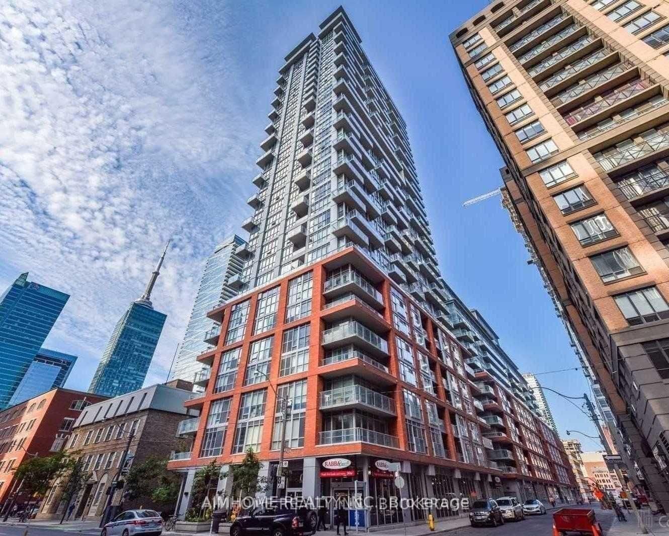 2802 - 126 Simcoe Street, Toronto, ON