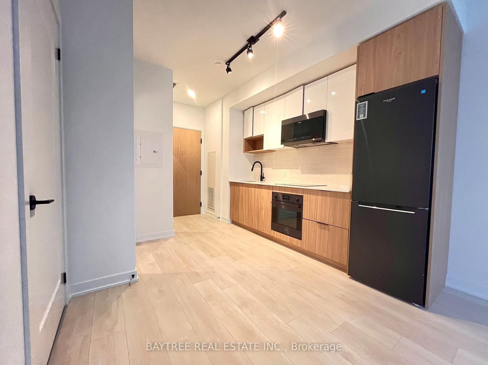 926 - 5 Defries Street, Toronto, ON