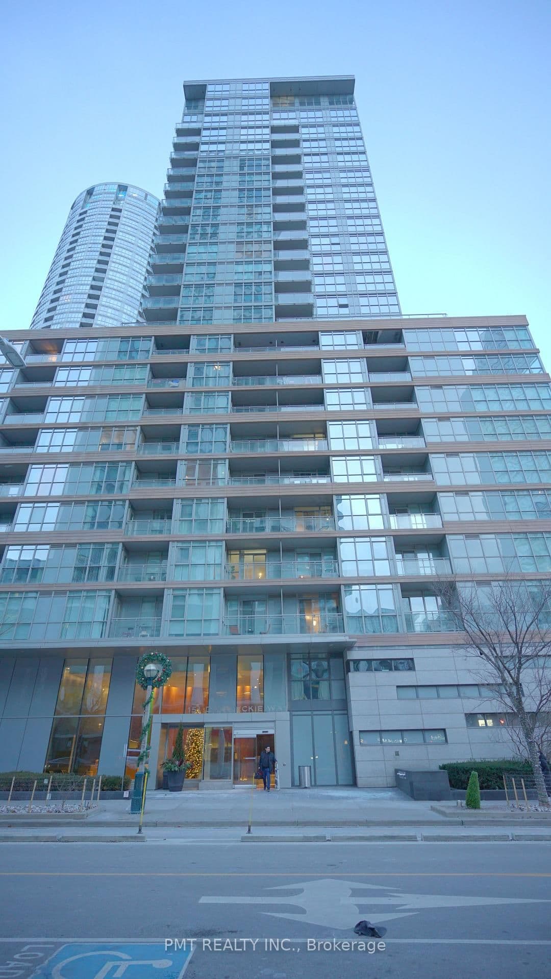 948 - 151 Dan Leckie Way, Toronto, ON