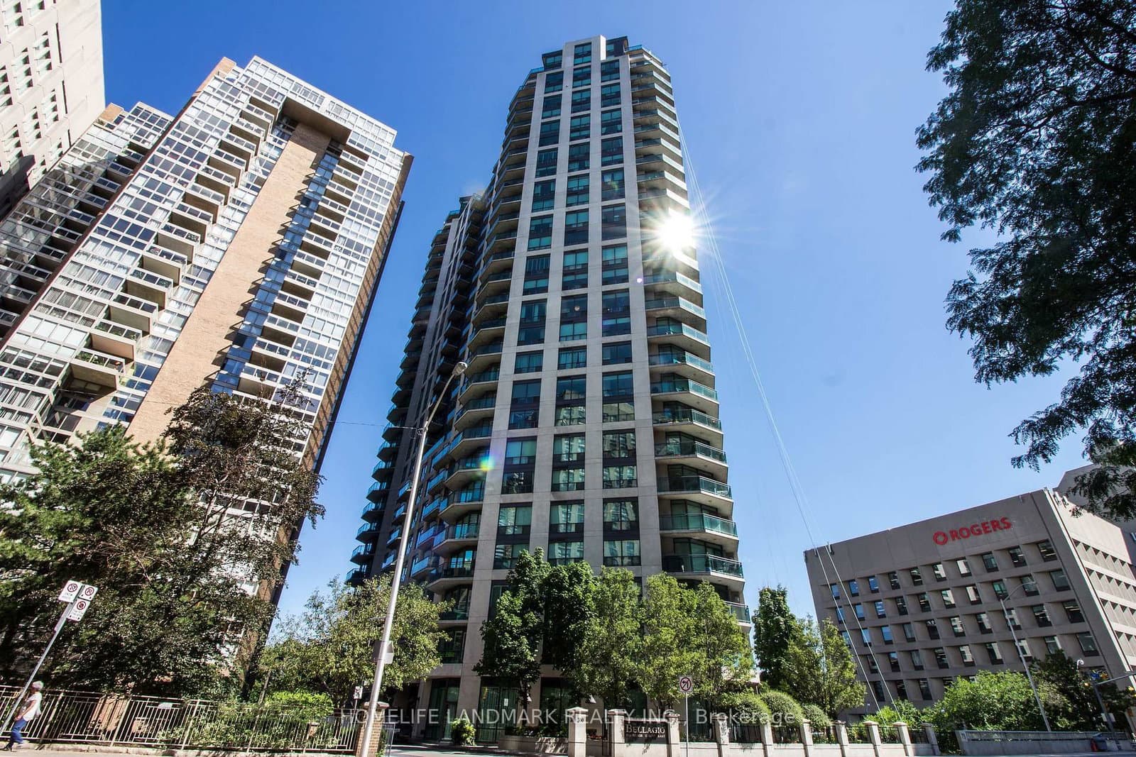 912 - 300 bloor Street, Toronto, ON