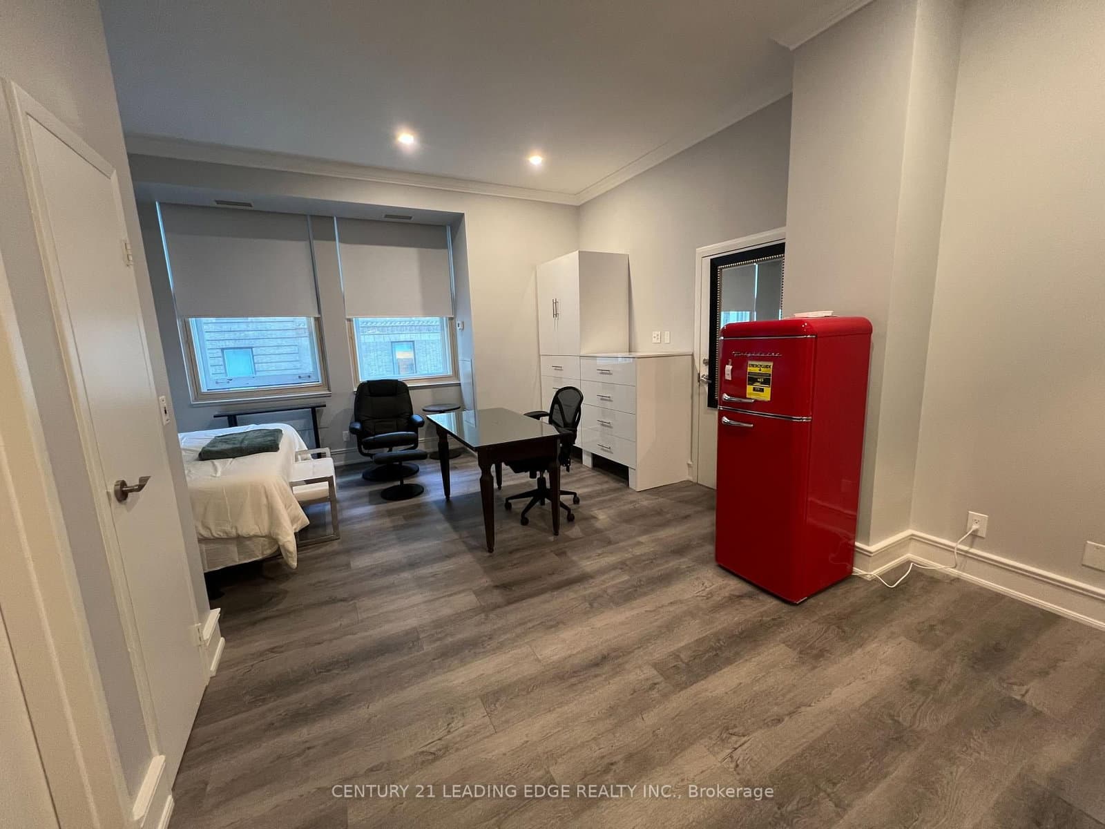 1013 - 1 KING Street, Toronto, ON — photo 2