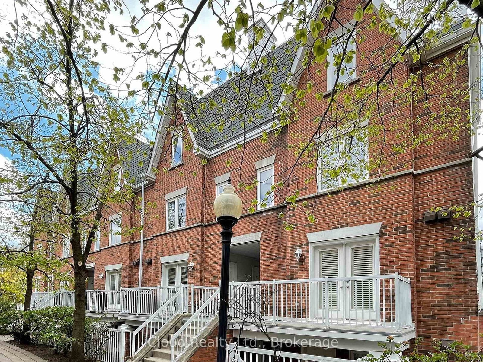 3015 - 12 Sudbury Street, Toronto, ON