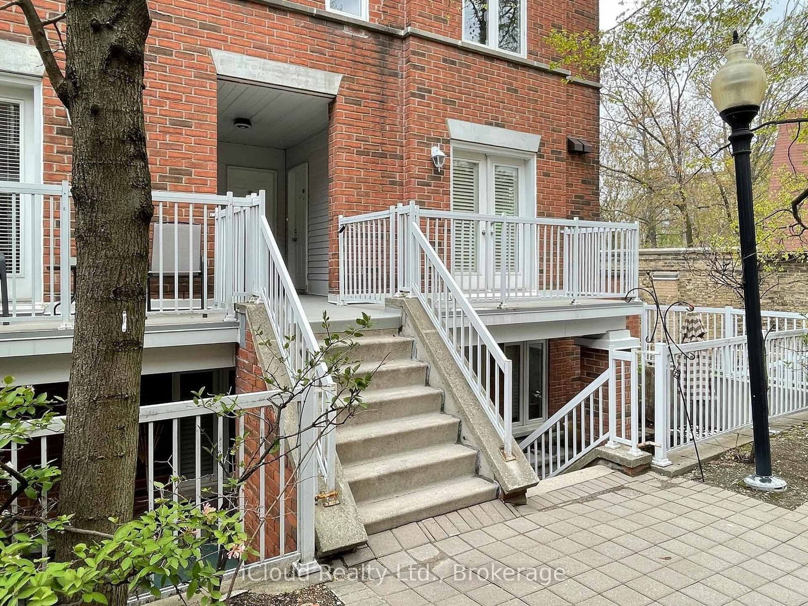 3015 - 12 Sudbury Street, Toronto, ON — photo 2