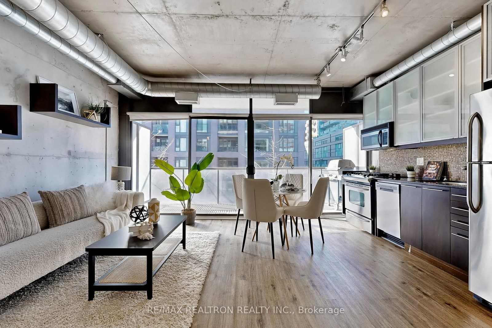 408 - 533 Richmond Street, Toronto, ON — photo 3