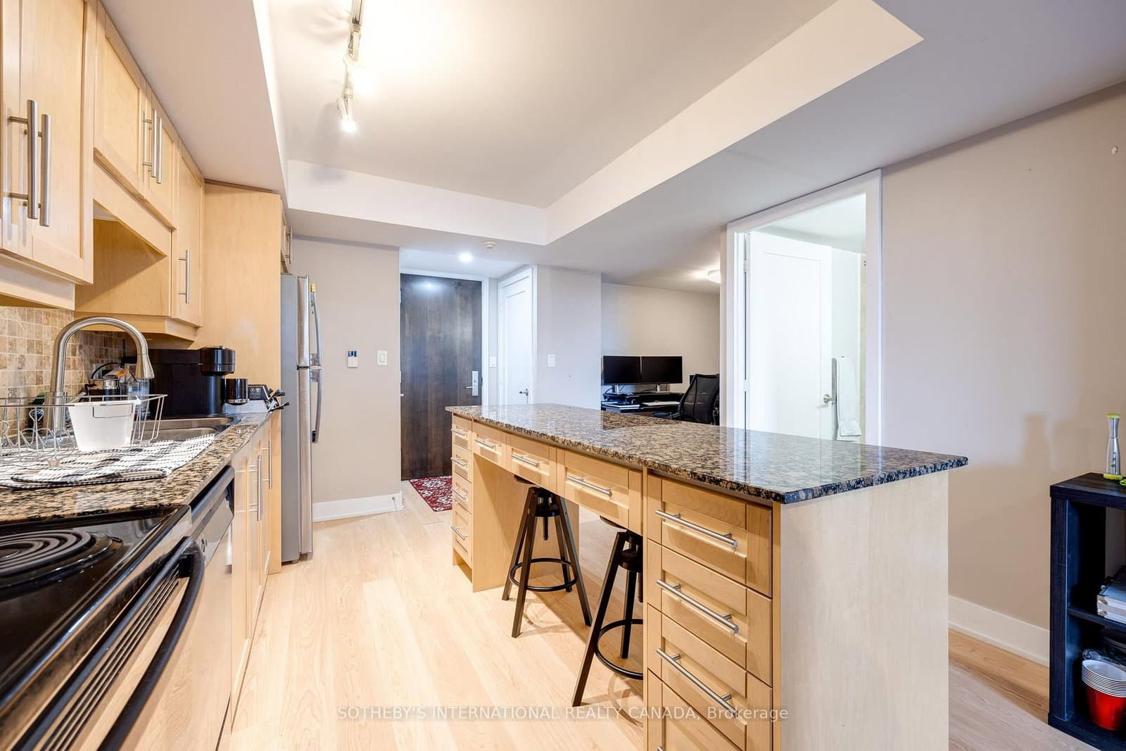 1705 - 20 Blue Jays Way, Toronto, ON