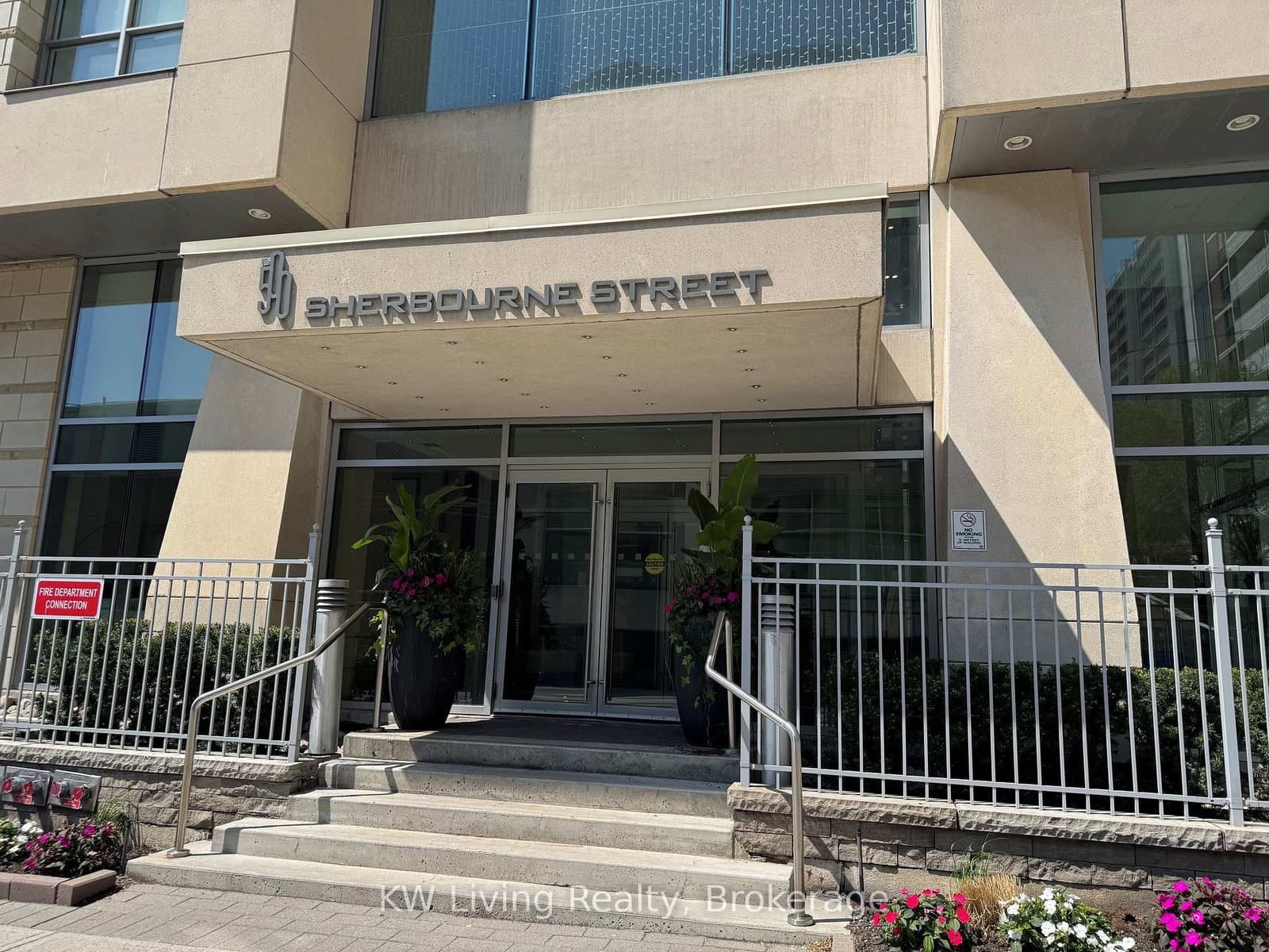 1010 - 500 Sherbourne Street, Toronto, ON — photo 2