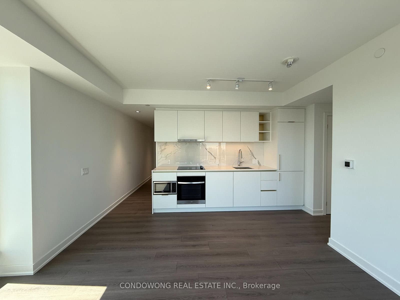 3309 - 8 Wellesley Street, Toronto, ON — photo 3