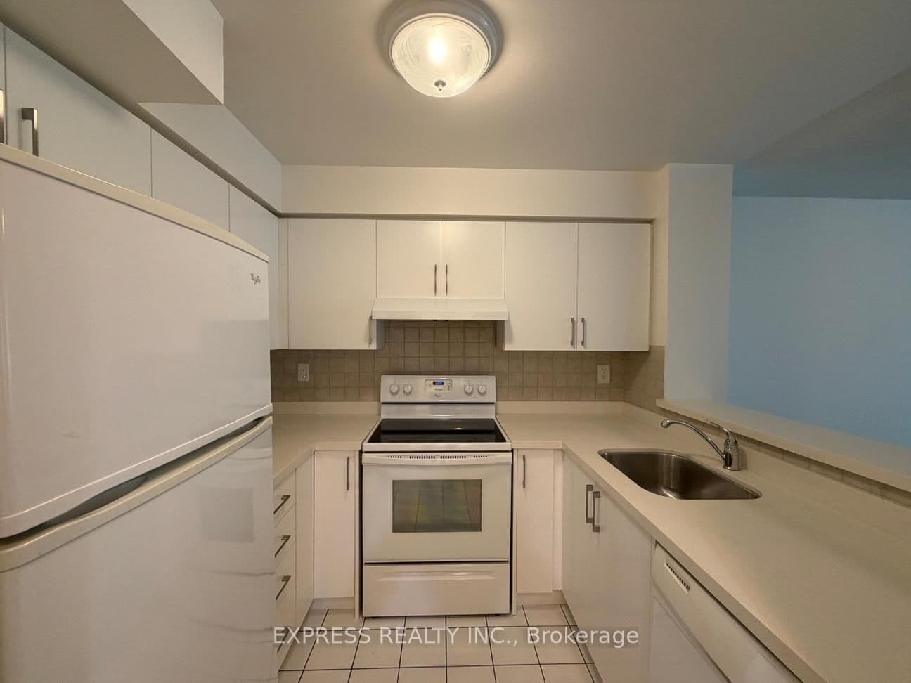 320 - 942 Yonge Street, Toronto, ON — photo 2