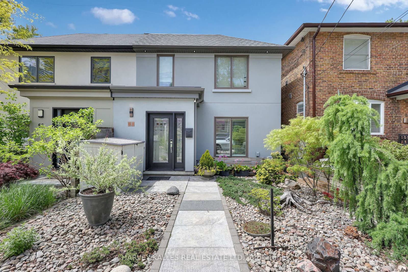 84 Edith Drive, Toronto, ON
