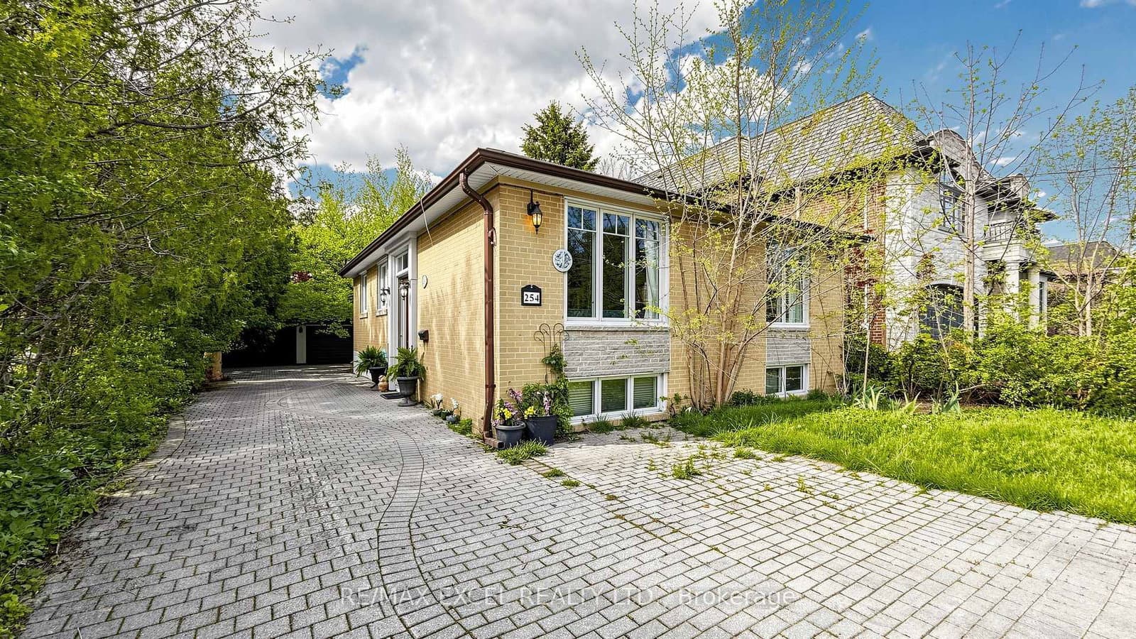 254 Patricia Avenue, Toronto, ON — photo 3
