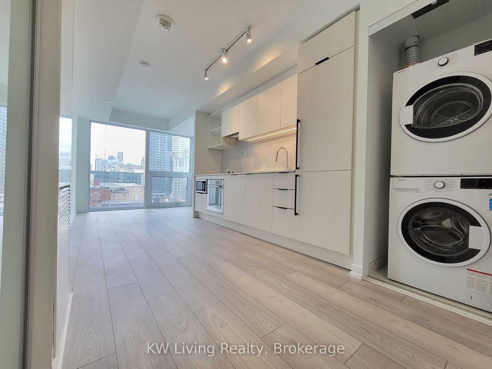 908 - 82 Dalhousie Street, Toronto, ON — photo 2