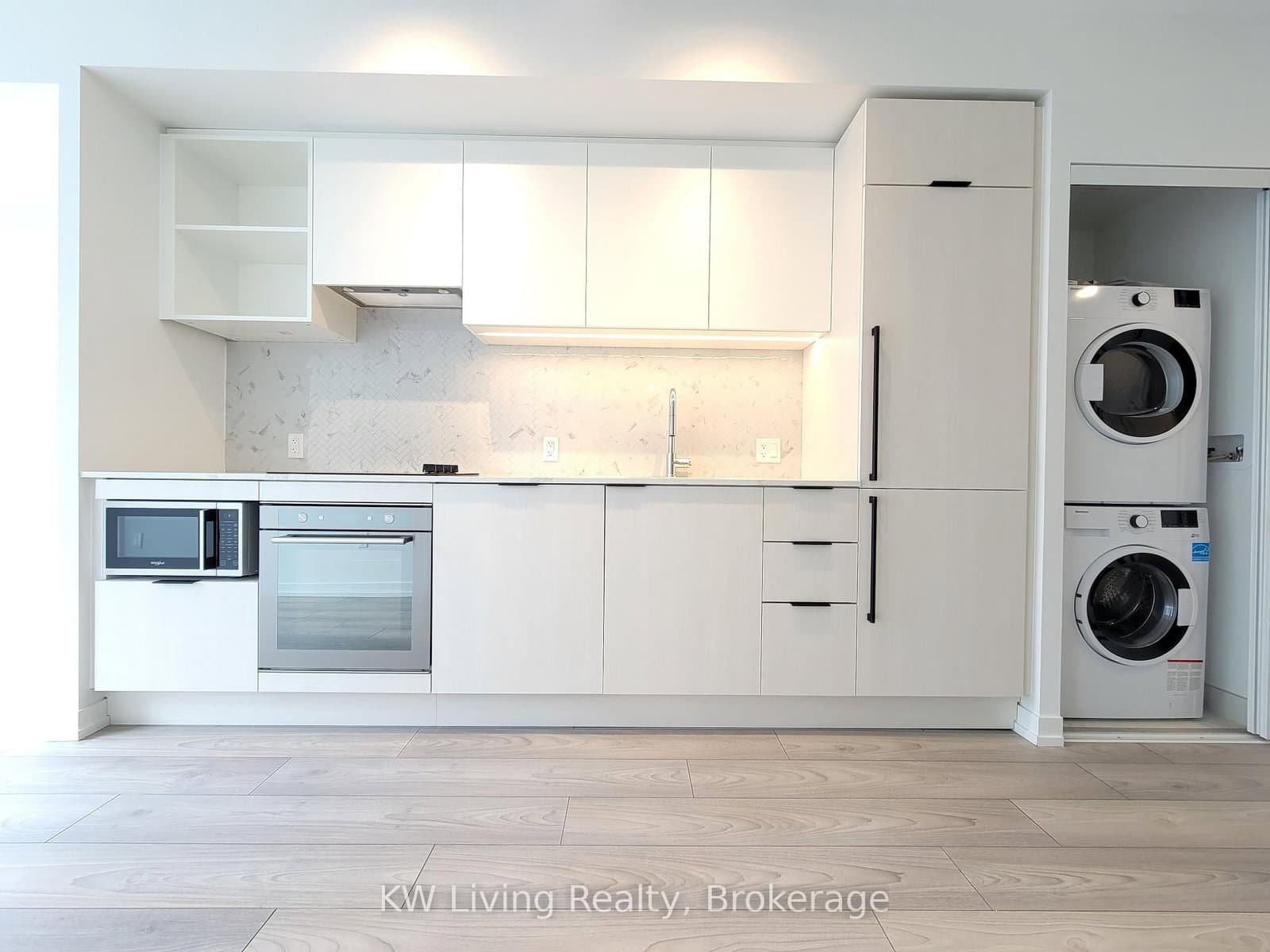 908 - 82 Dalhousie Street, Toronto, ON — photo 3