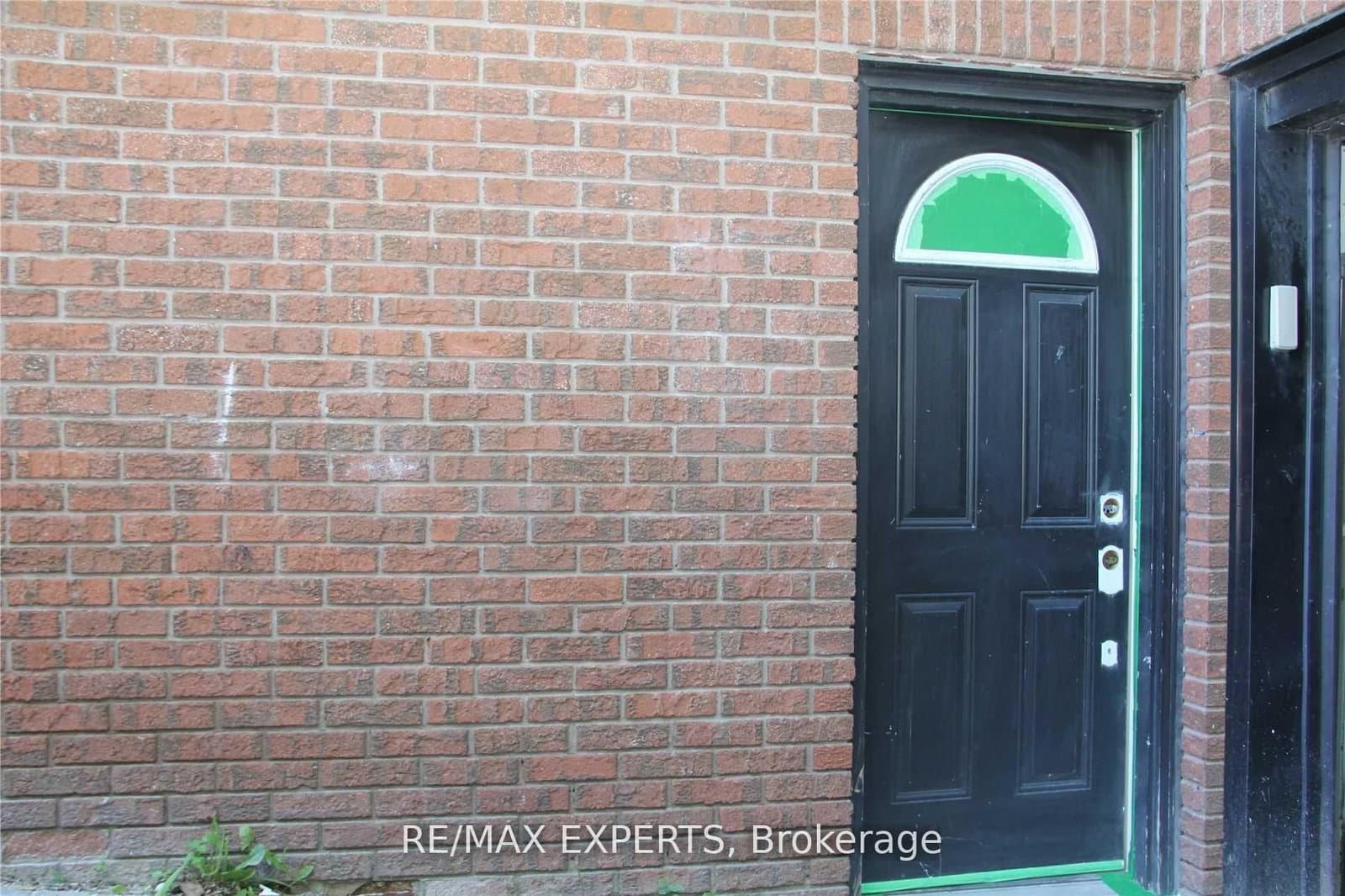 Bsmt - 599 Glencairn Avenue, Toronto, ON — photo 2