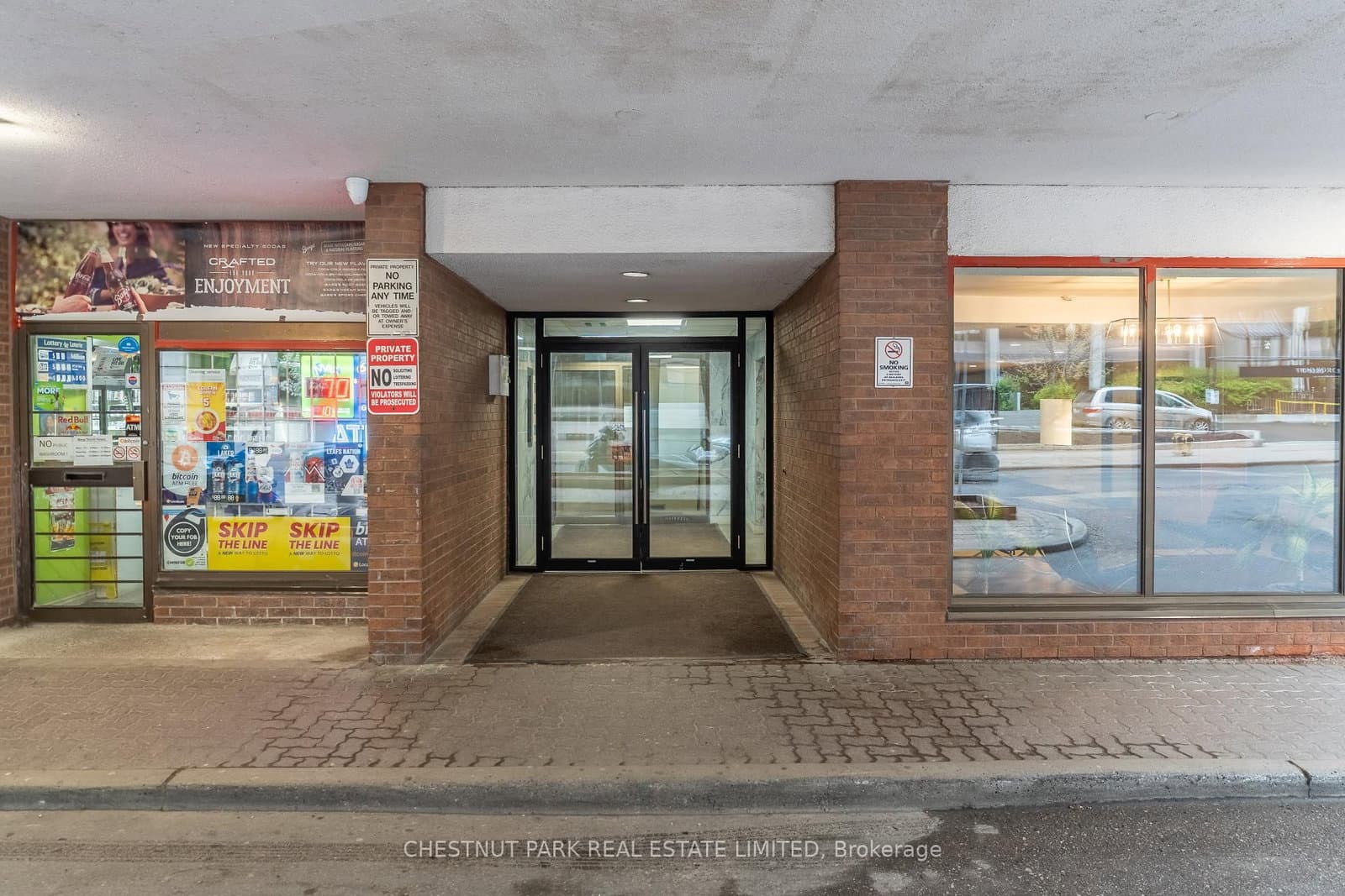 1207 - 20 Saint Patrick Street, Toronto, ON — photo 2