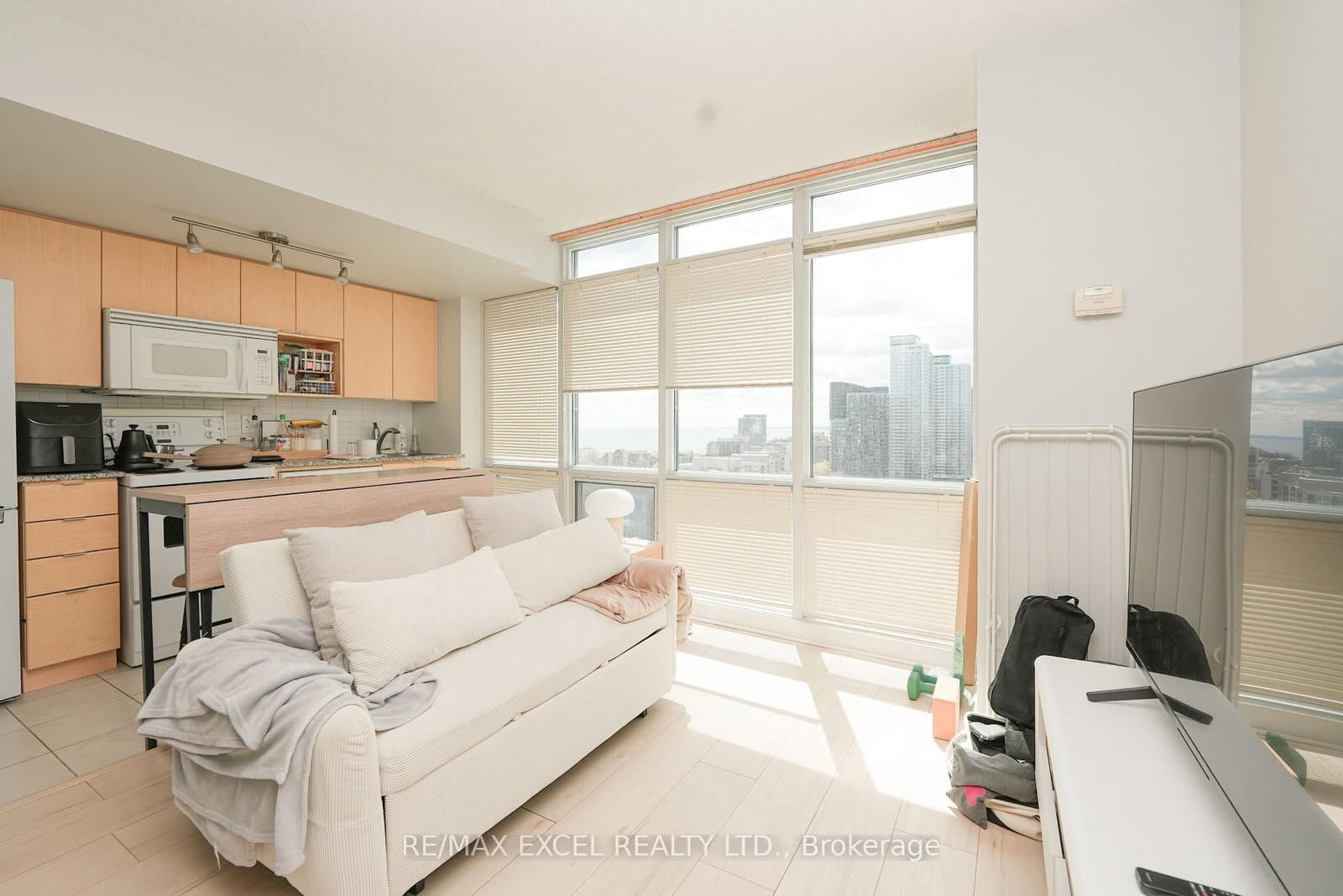 2316 - 11 Brunel Court, Toronto, ON — photo 2