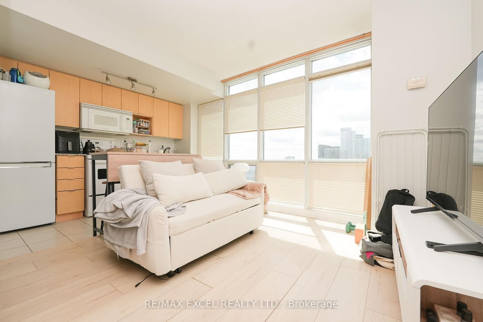 2316 - 11 Brunel Court, Toronto, ON — photo 3