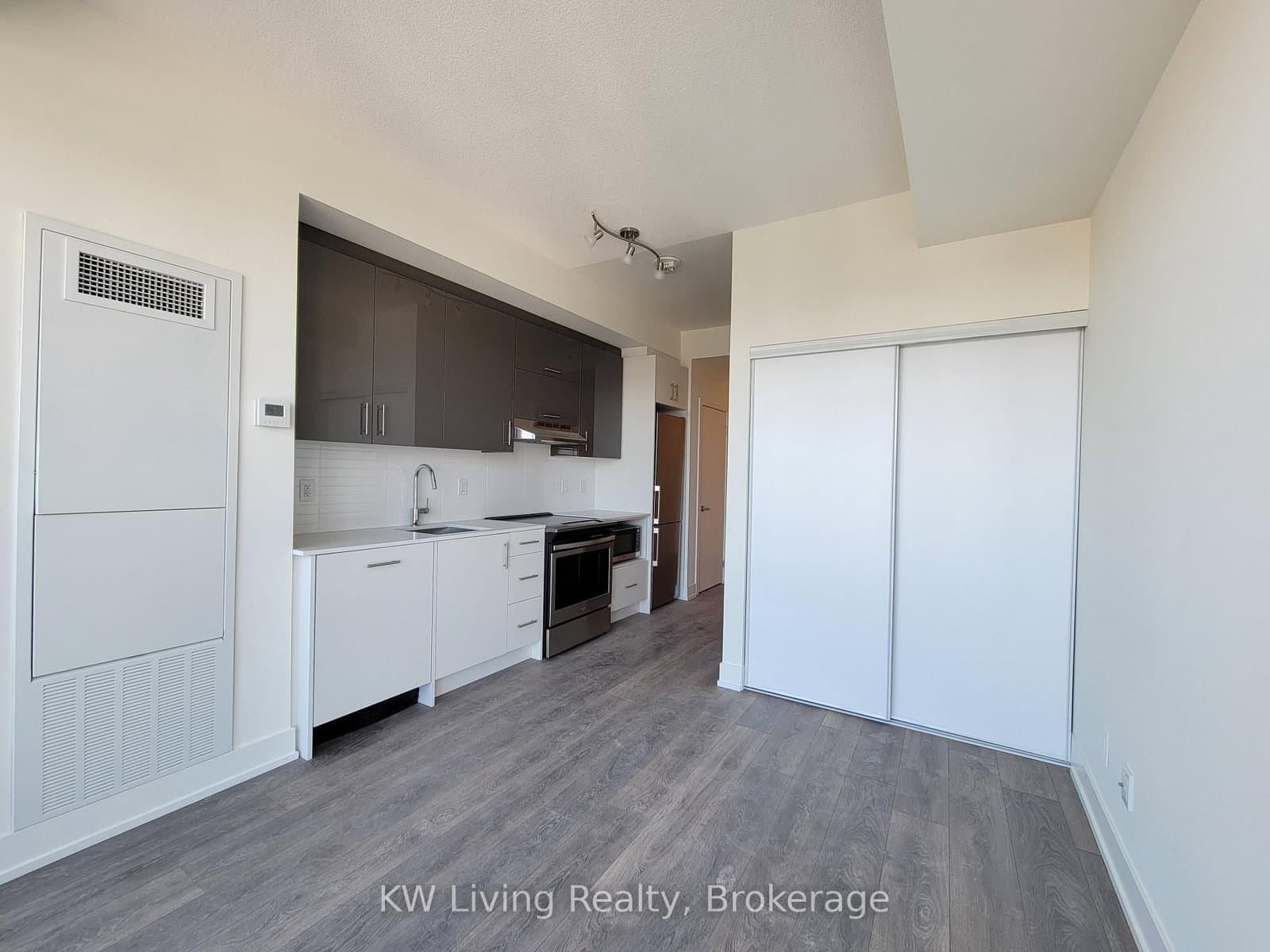 1503 - 180 Fairview Mall Drive, Toronto, ON — photo 3
