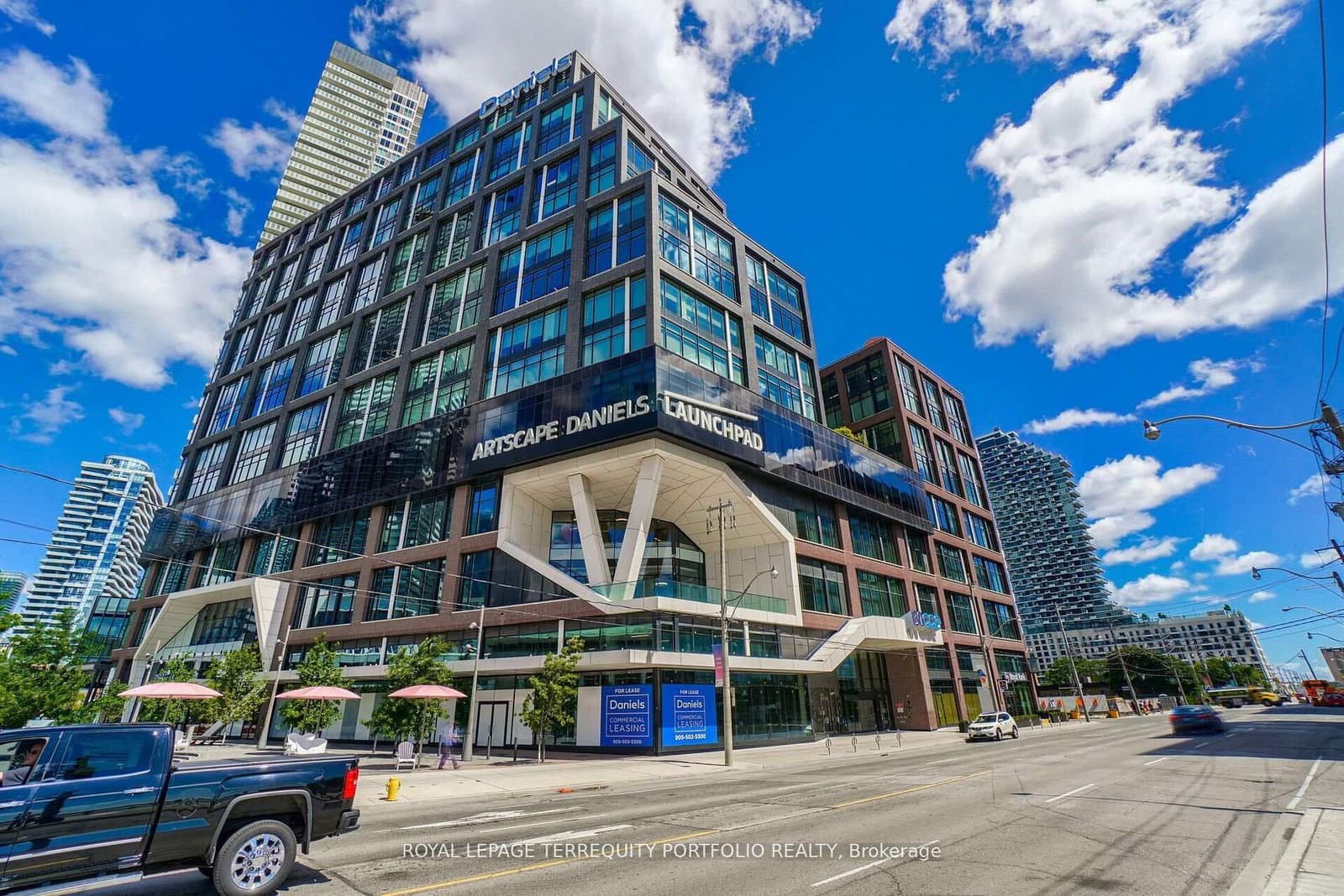 1220 - 130 Queens Quay, Toronto, ON — photo 2