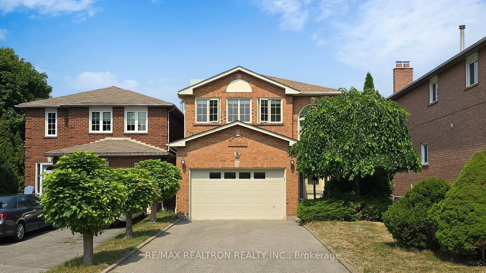 9 Cranston Manor Court, Toronto, ON