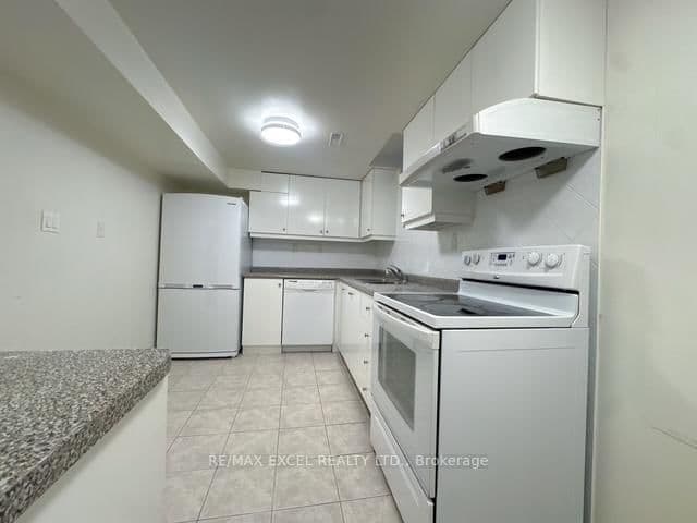 basement - 39 Crittenden Square, Toronto, ON — photo 3