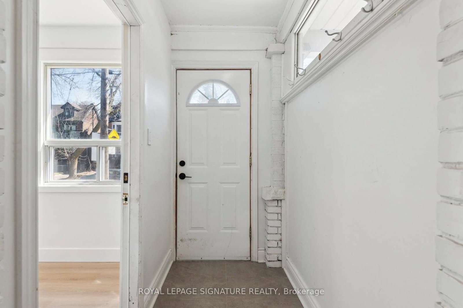 176 Gillard Avenue, Toronto, ON — photo 2