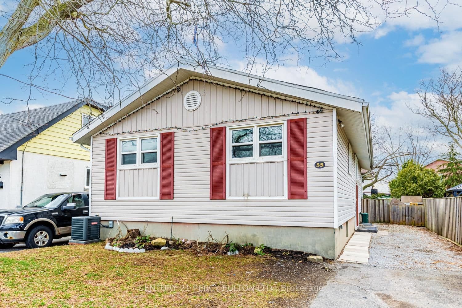 55 Glovers Road, Oshawa, ON