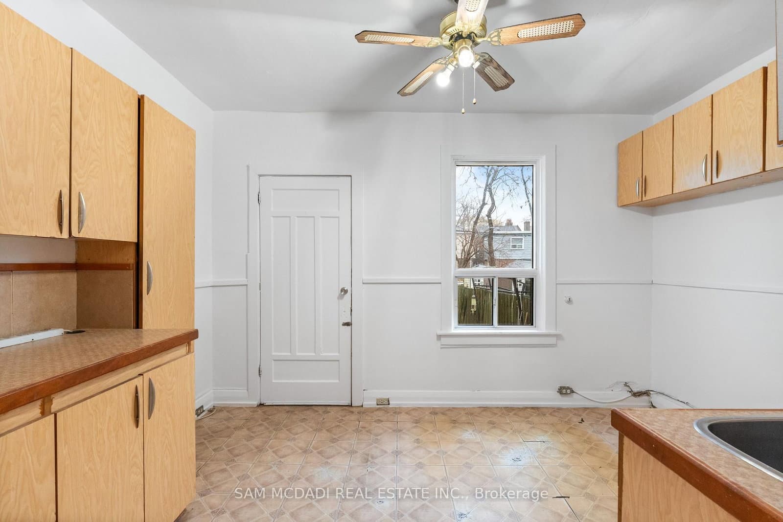 259 Milverton Boulevard, Toronto, ON — photo 3