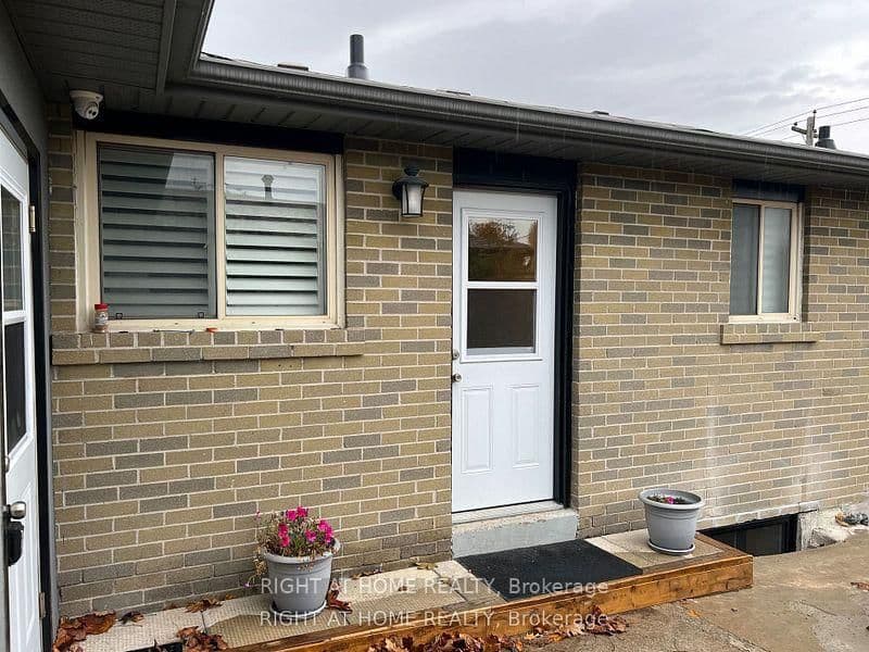 88 Gregory Road, Ajax, ON — photo 3