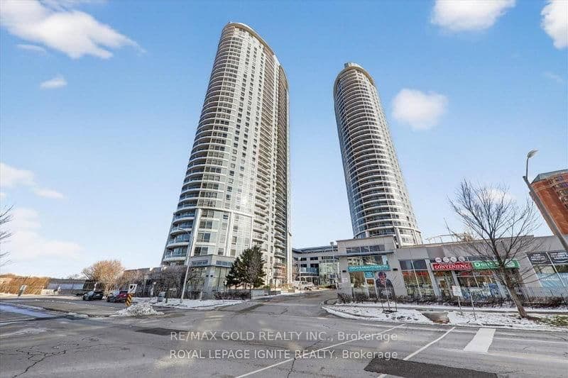 135 Village Green Square, Toronto, ON — photo 2