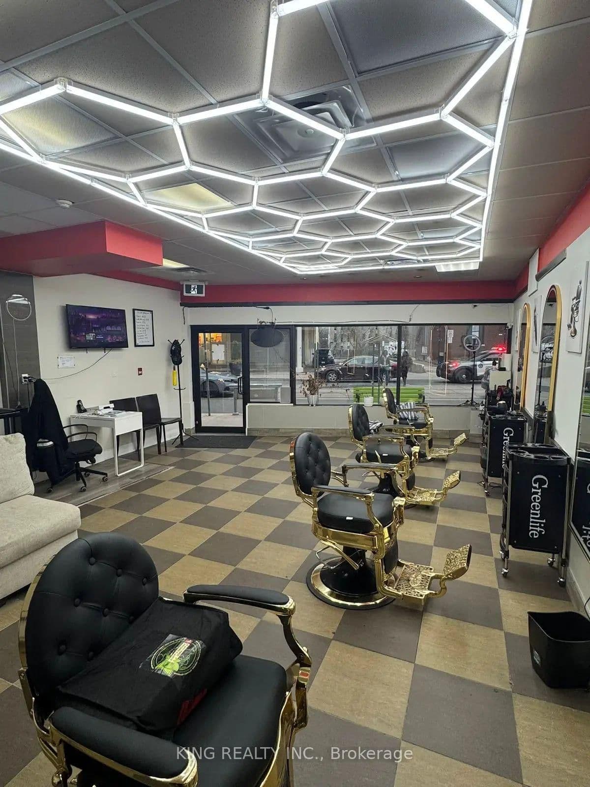 733 BROADVIEW Avenue, Toronto, ON