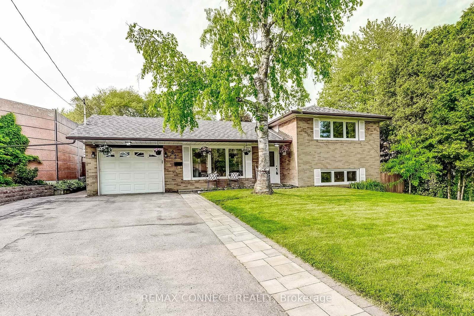 22 Ravine Park Crescent, Toronto, ON